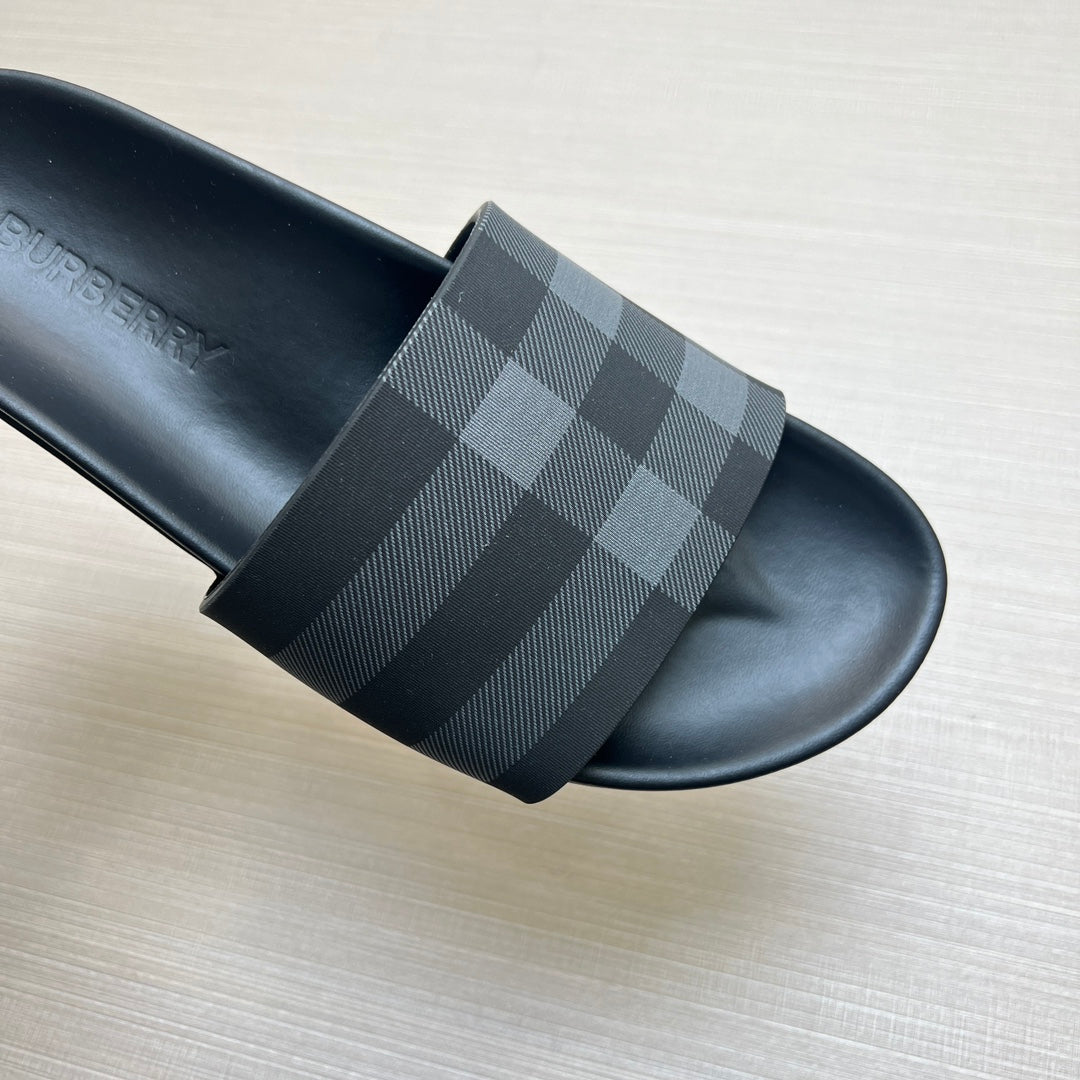 Z5ZR119 Popular slippers