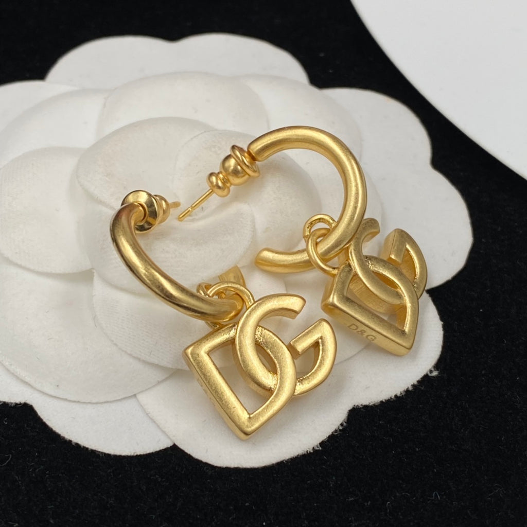 X1X24A585E Popular   Earrings