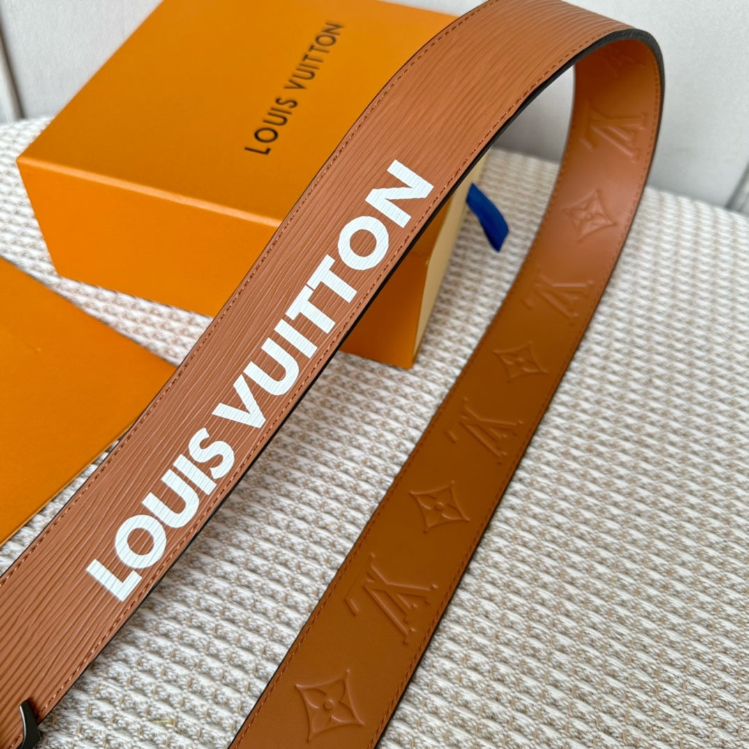 P1Q64E57 Popular  High quality belt With full package