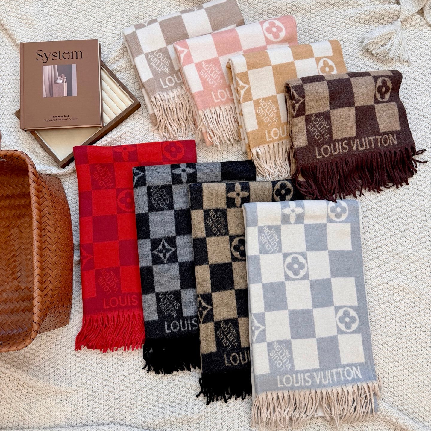 W1R86E22 Popular Winter Scarves
