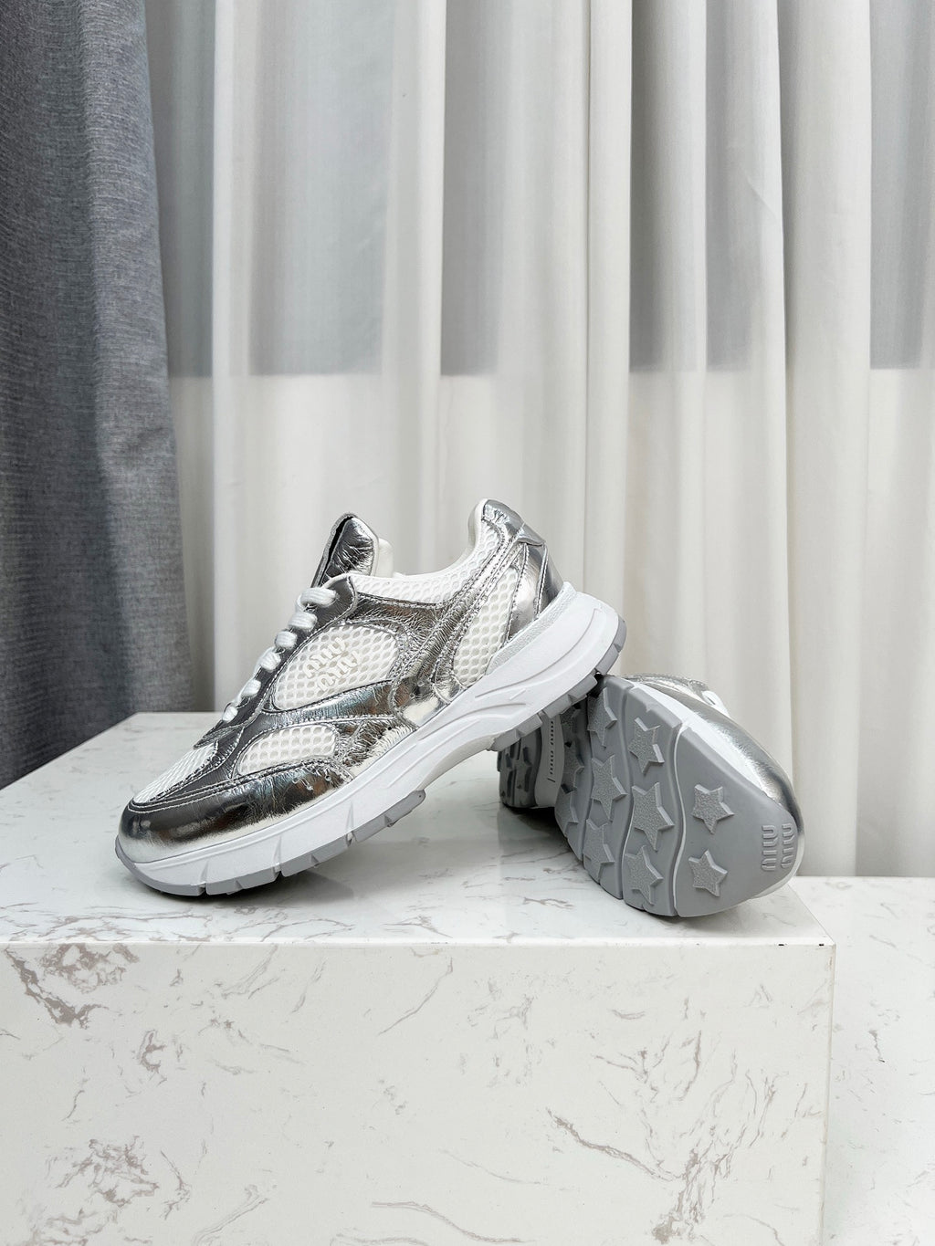 Z2Z85A47  Popular high quality shoes