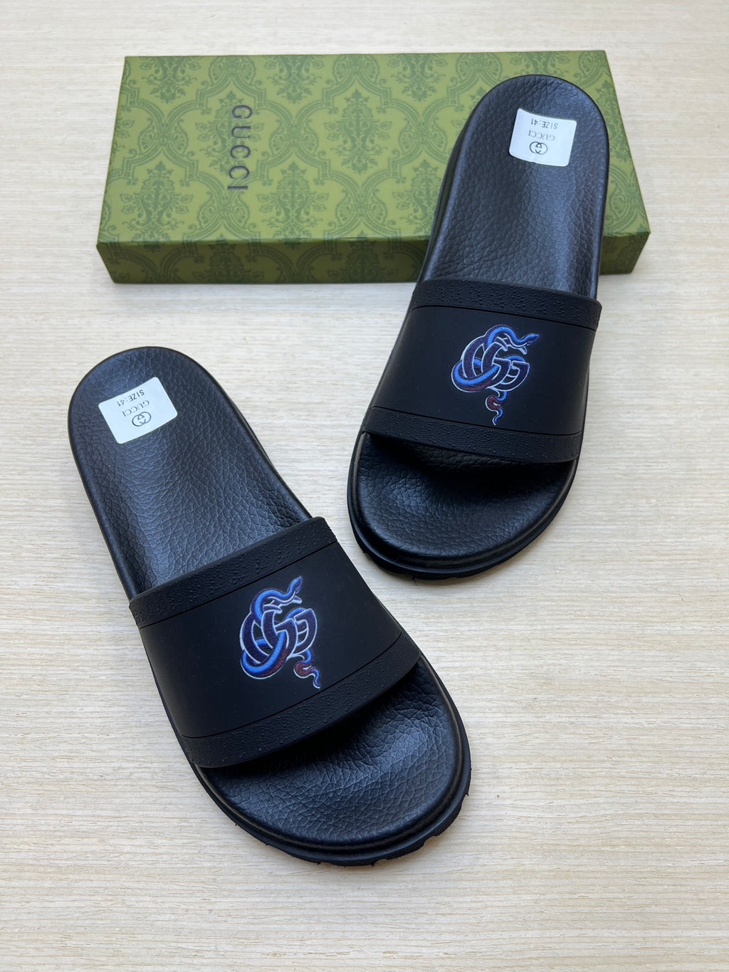 Z5R66B29 Popular Slippers