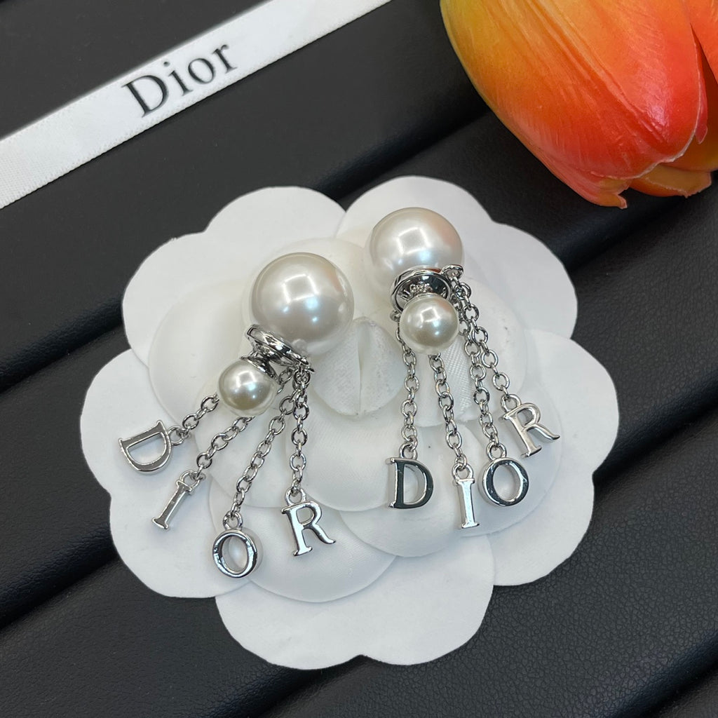 X1Z94D675E Popular Earrings