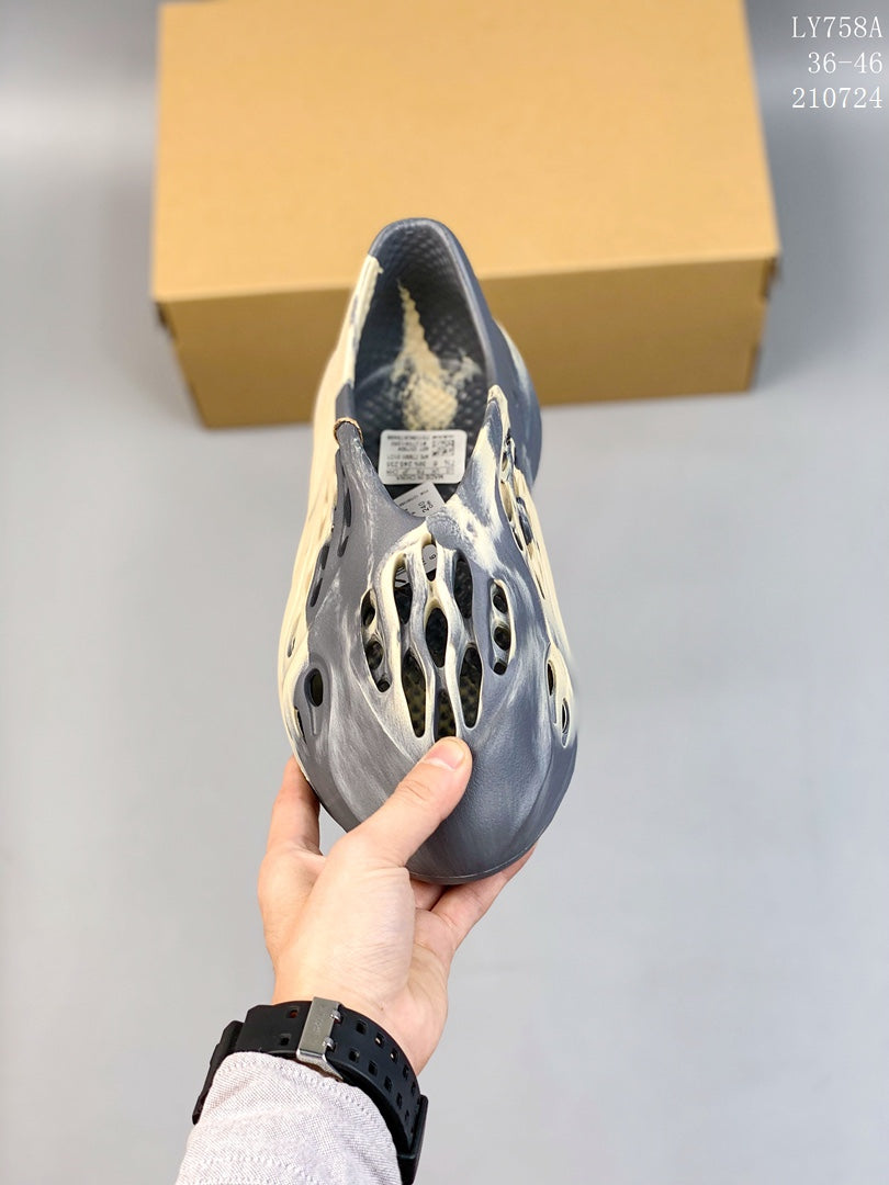 Z4A87  Popular shoes