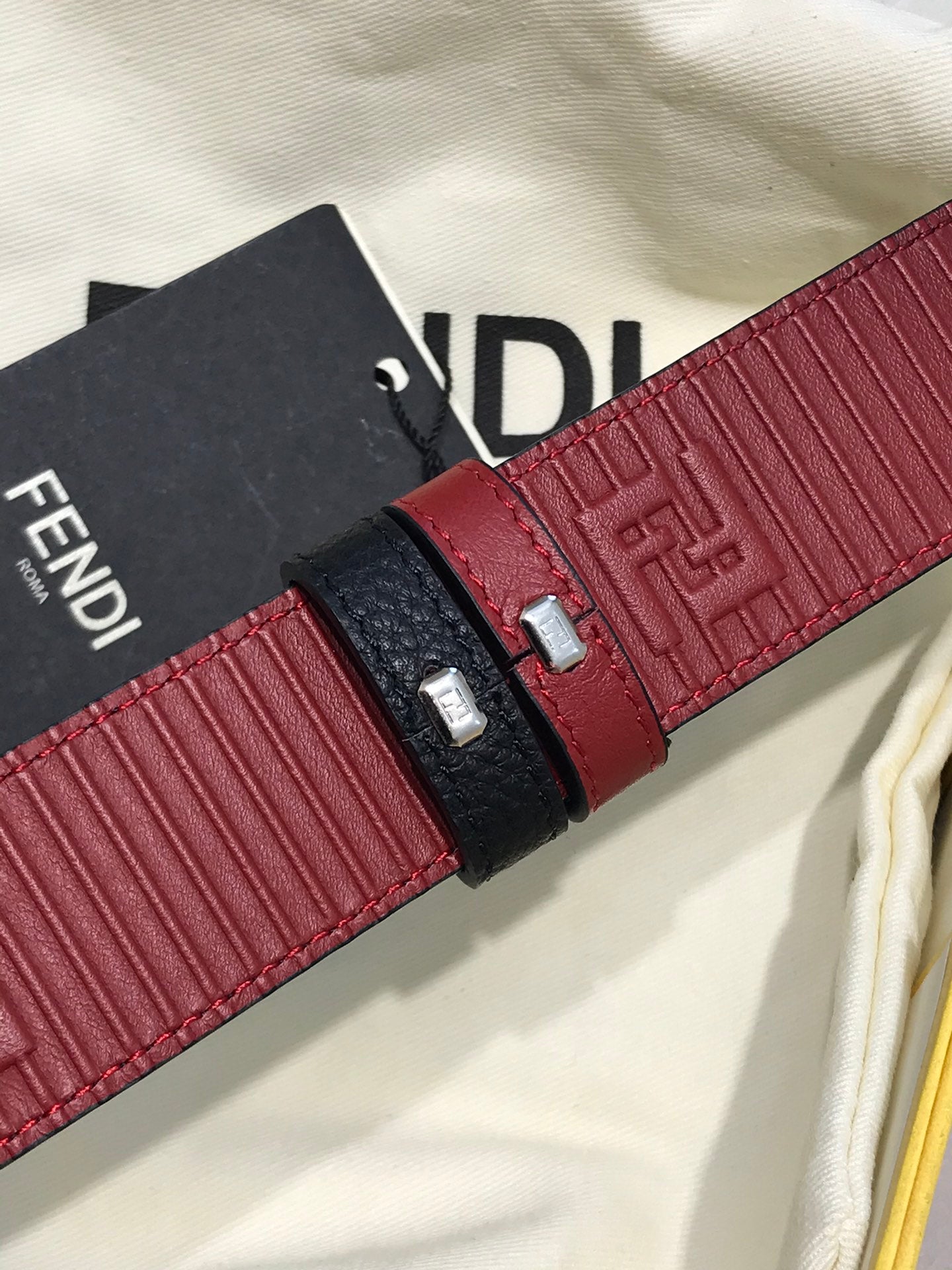 P1Q64F85 Popular  High quality belt With full package