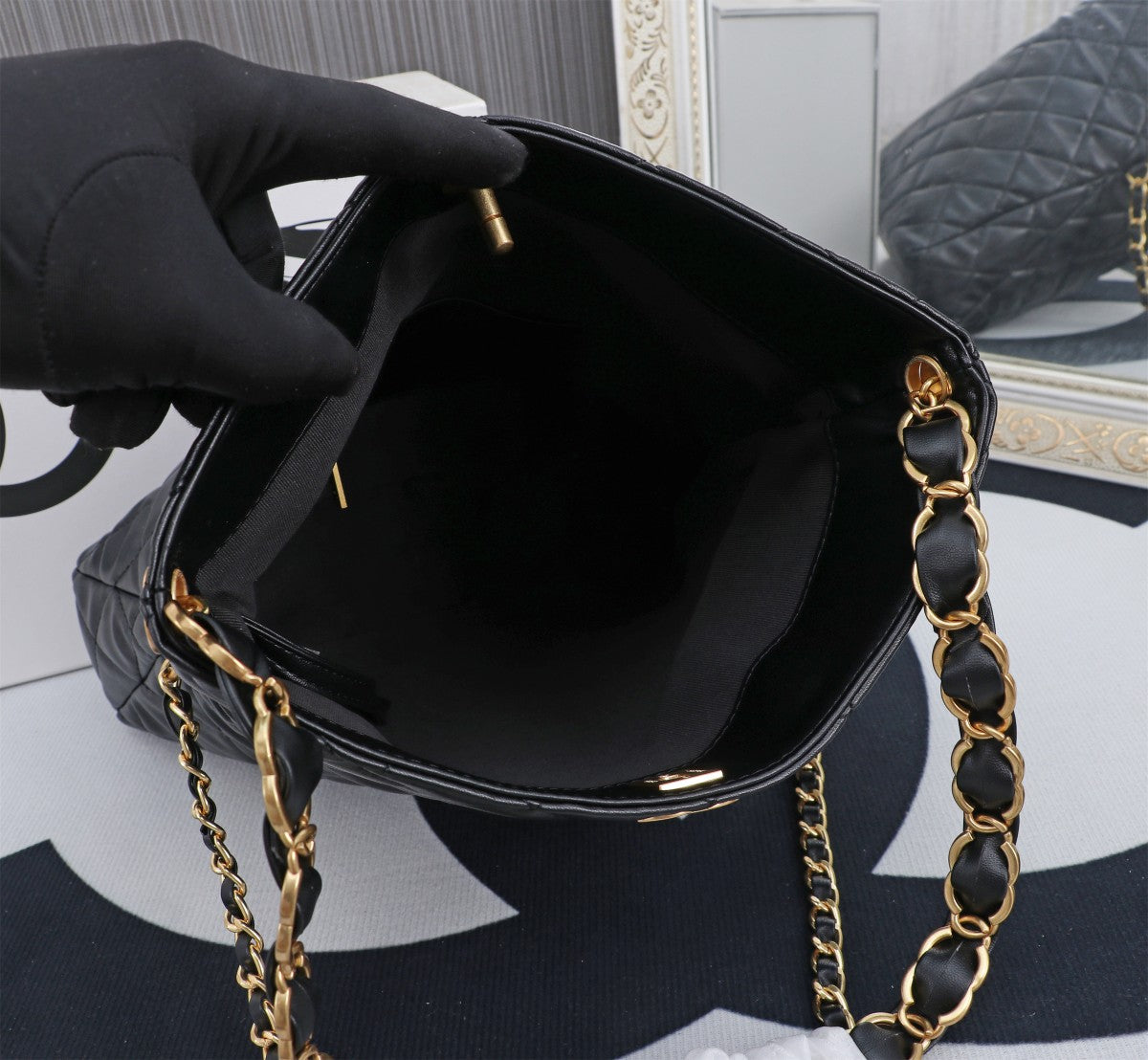 B12X64B472 Popular   leather bag