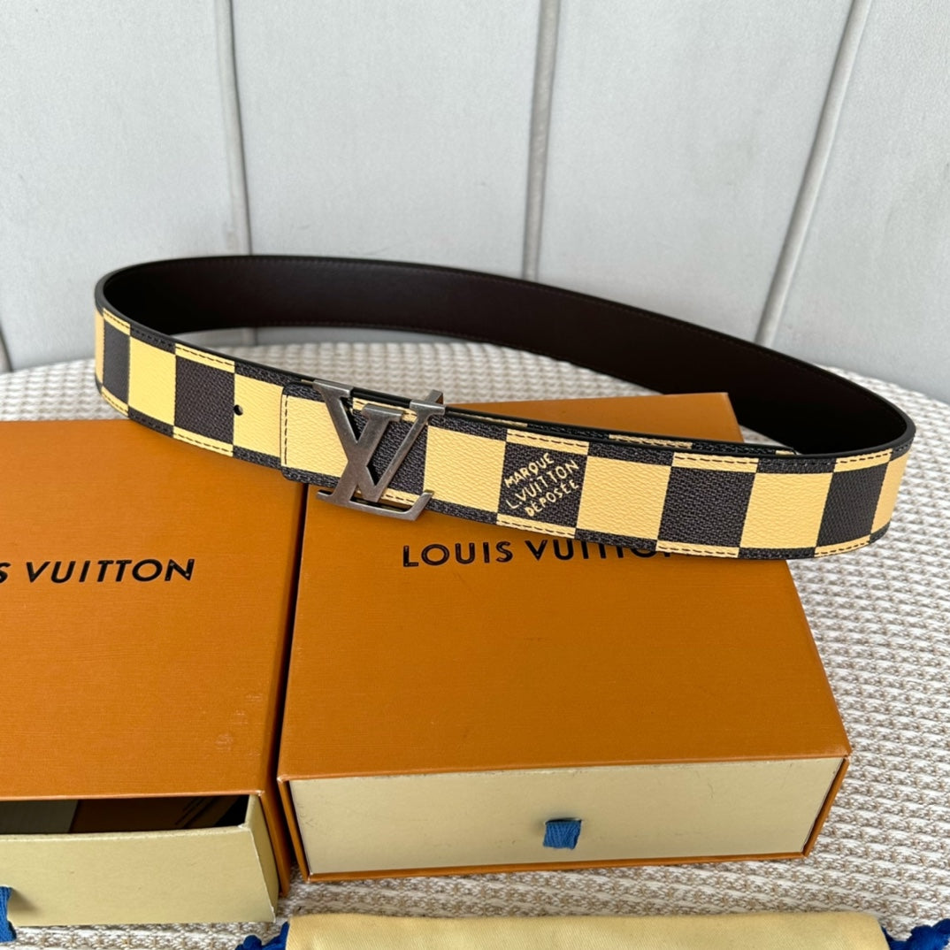 P1Q64E149 Popular High quality belt With full package