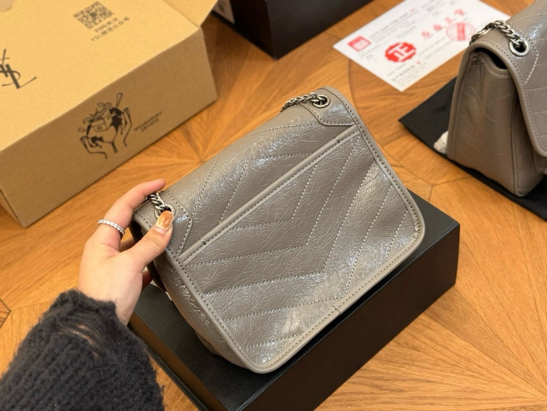 B6X54SL429 Popular leather bag