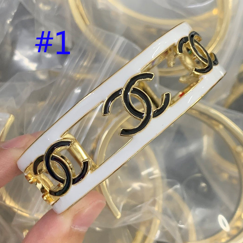X1X54C64K  Popular Bracelets