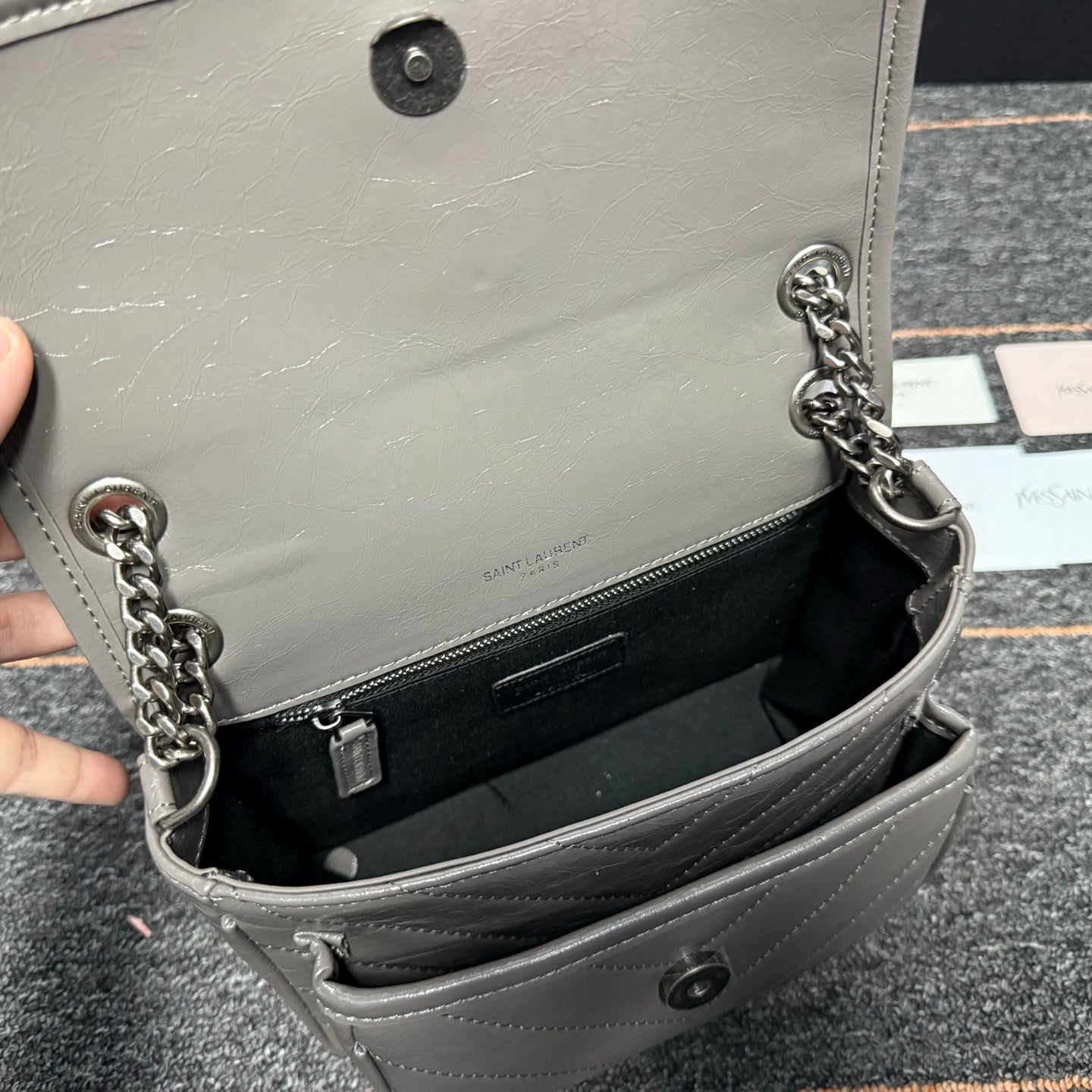 B1R76SL17 Popular leather bag