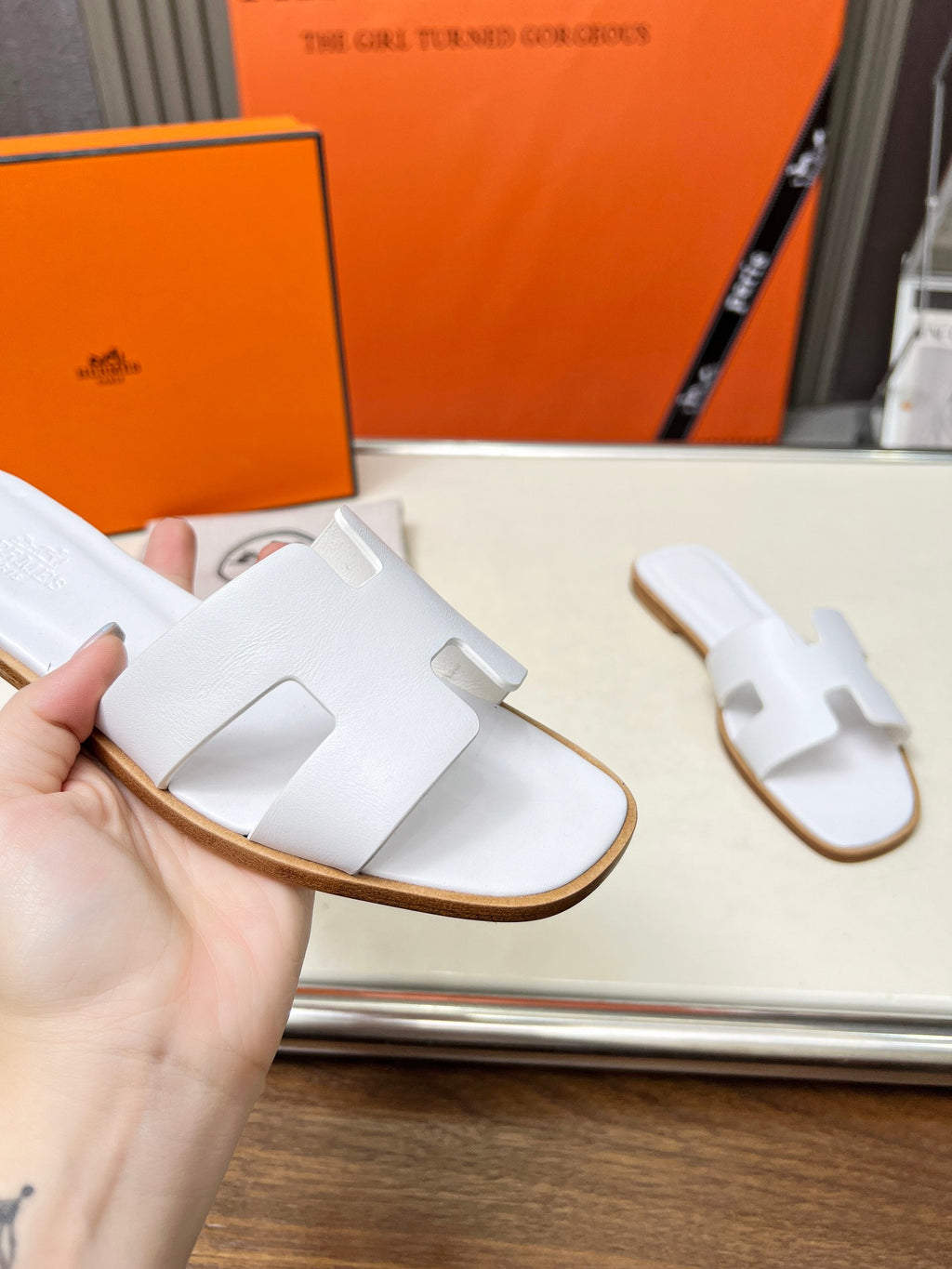 Z2Z85H12  Popular leather Shoes