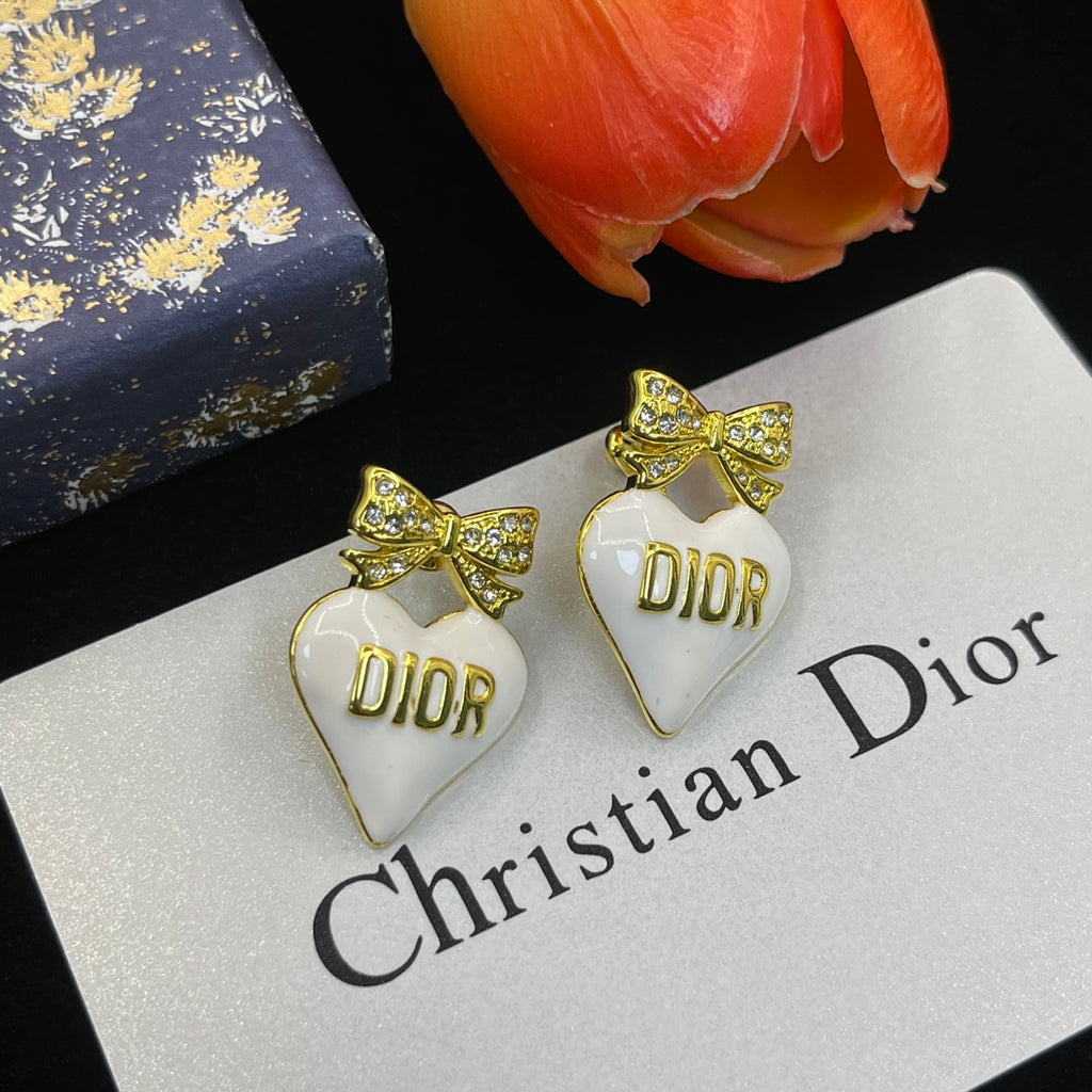 X1Z94D772E Popular  Earrings