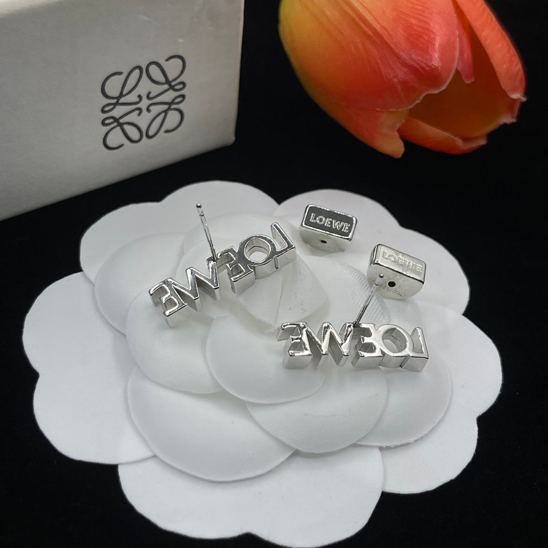 X1Z94A754E Popular  Earrings
