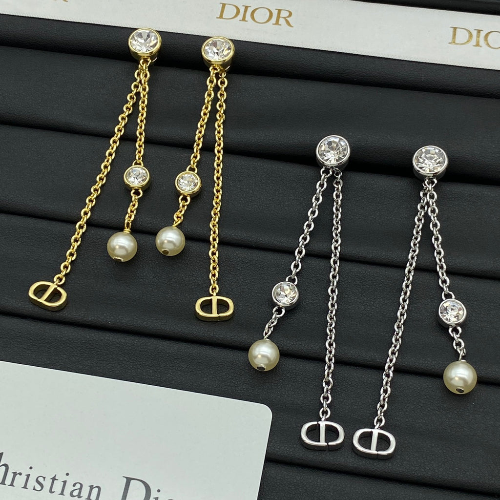 X1Z94D1076E Popular Earrings