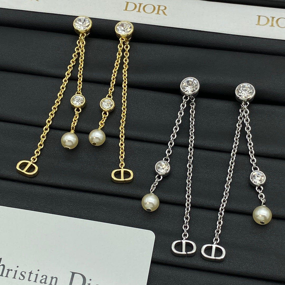 X1Z94D1076E Popular Earrings