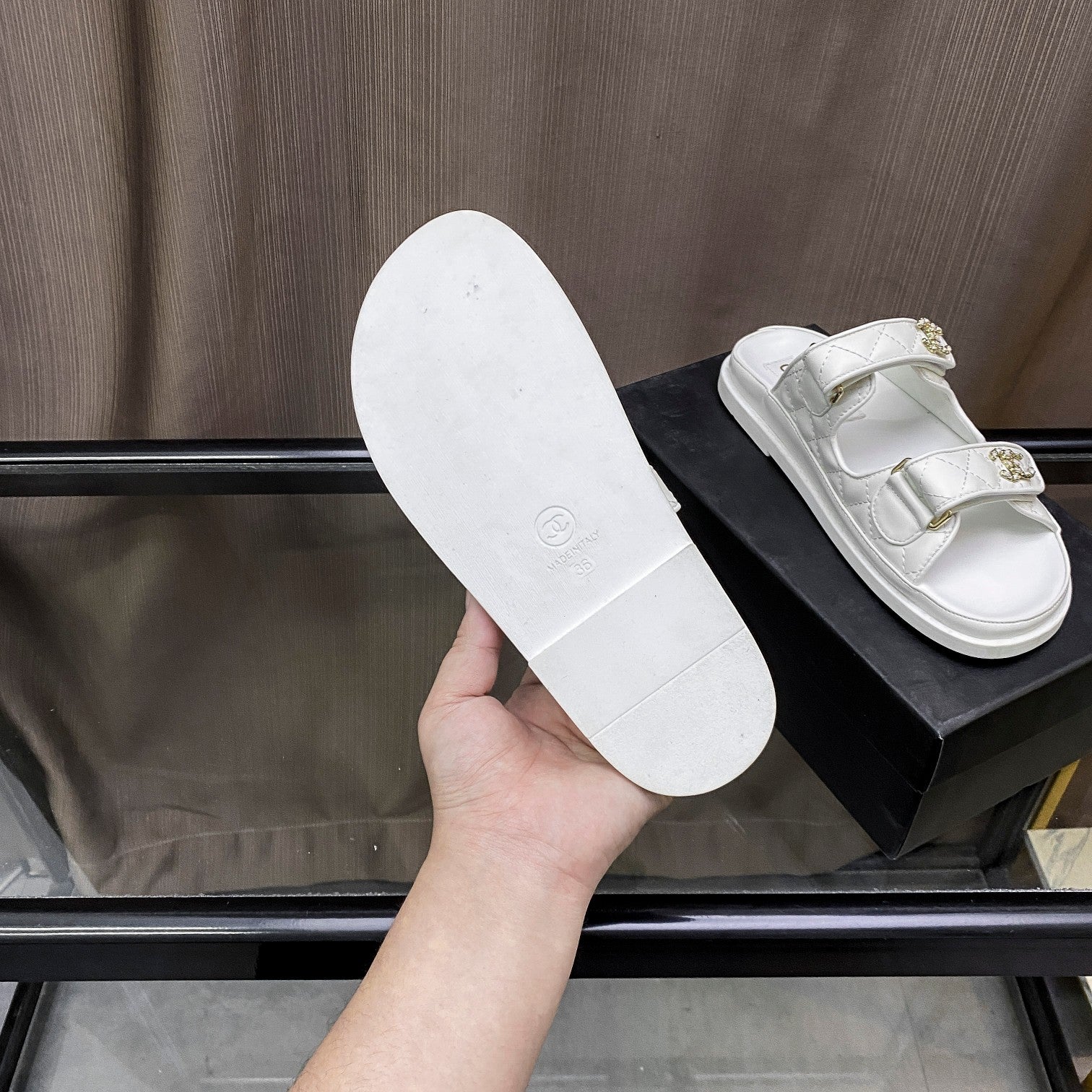 Z1Z54C75 Popular Slippers