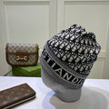 M1R86D71 Popular hats