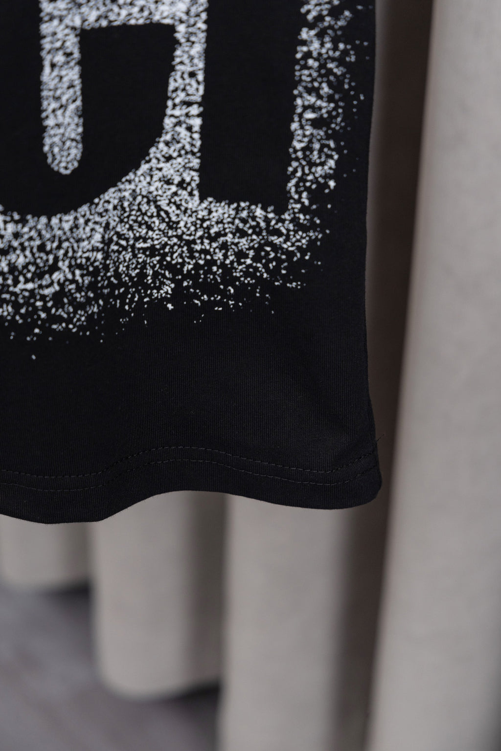 U1W25B9  Popular T-shirts