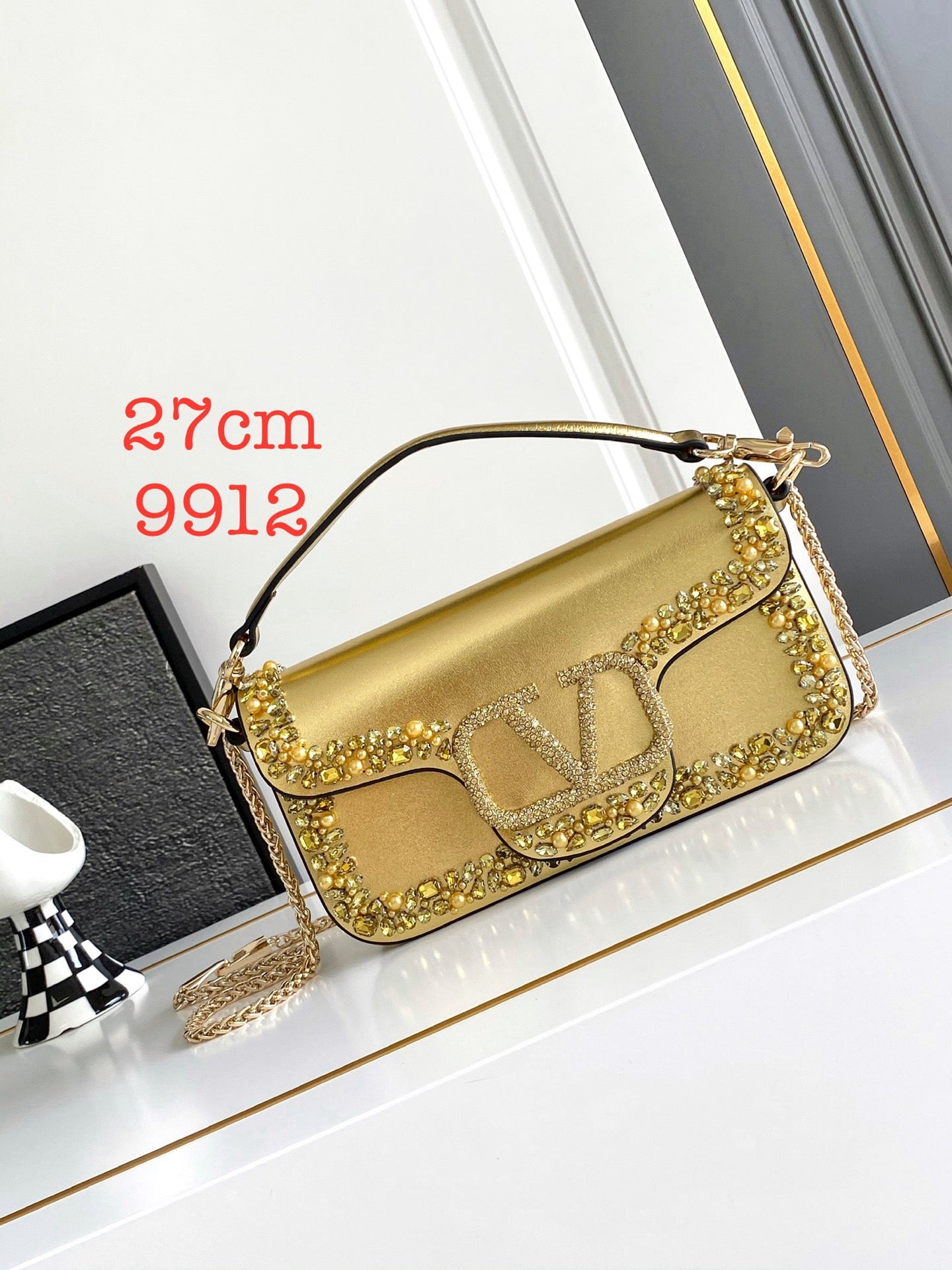 B1P36A74 Popular leather bag
