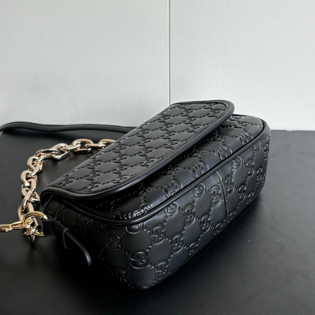 B1P36C60 Popular leather bag