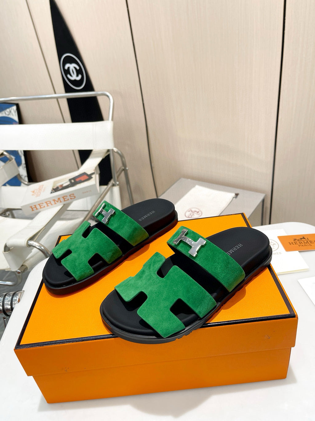 Z5R35H7  Popular Slippers shoes
