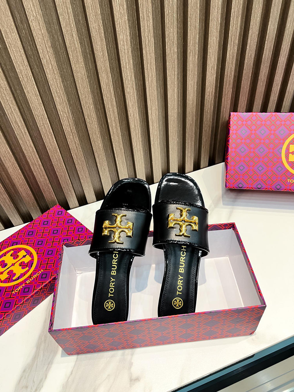 Z2Z85A5  Popular leather Shoes