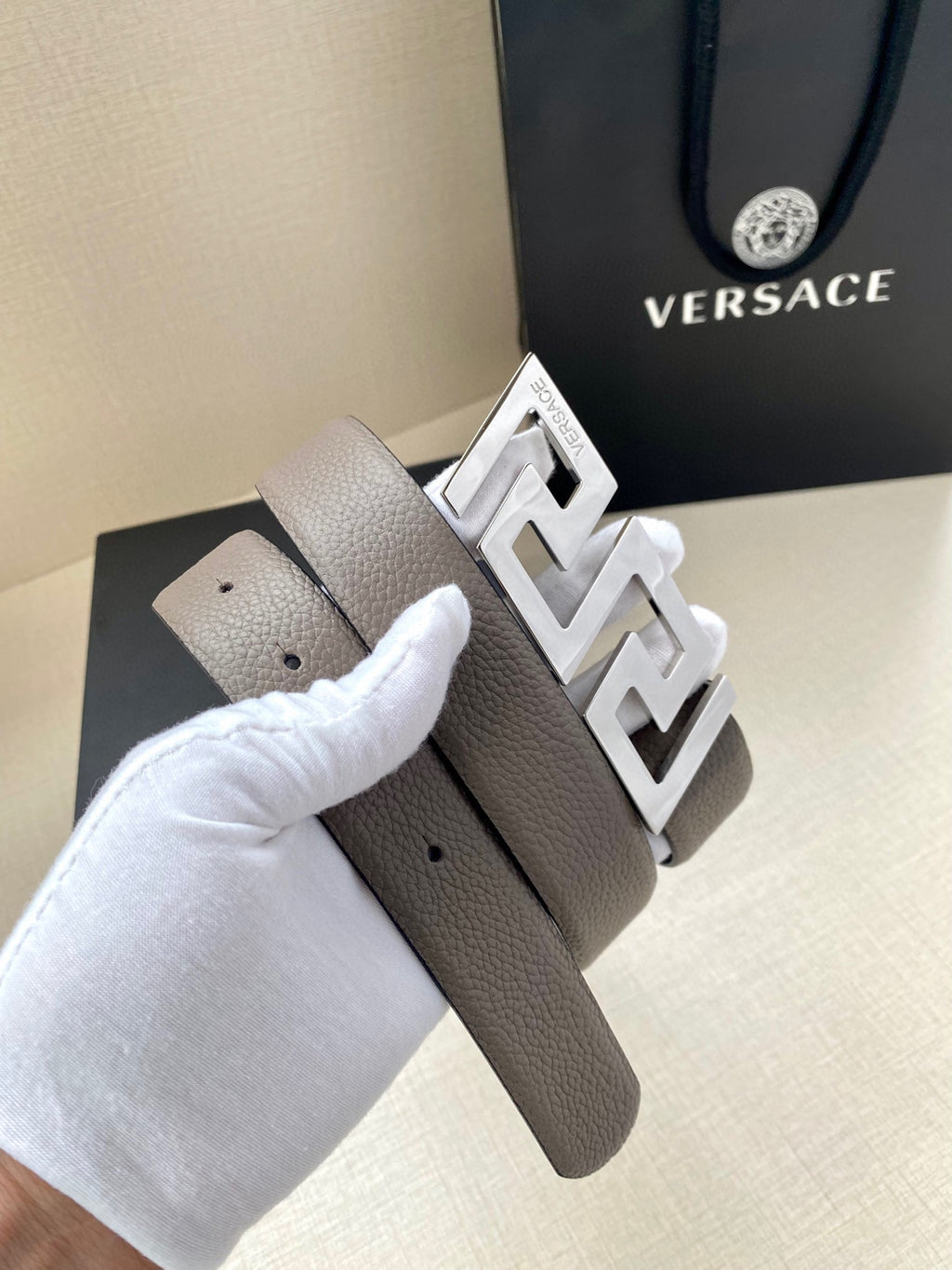 P1W15V166 Popular   High quality belt With full package