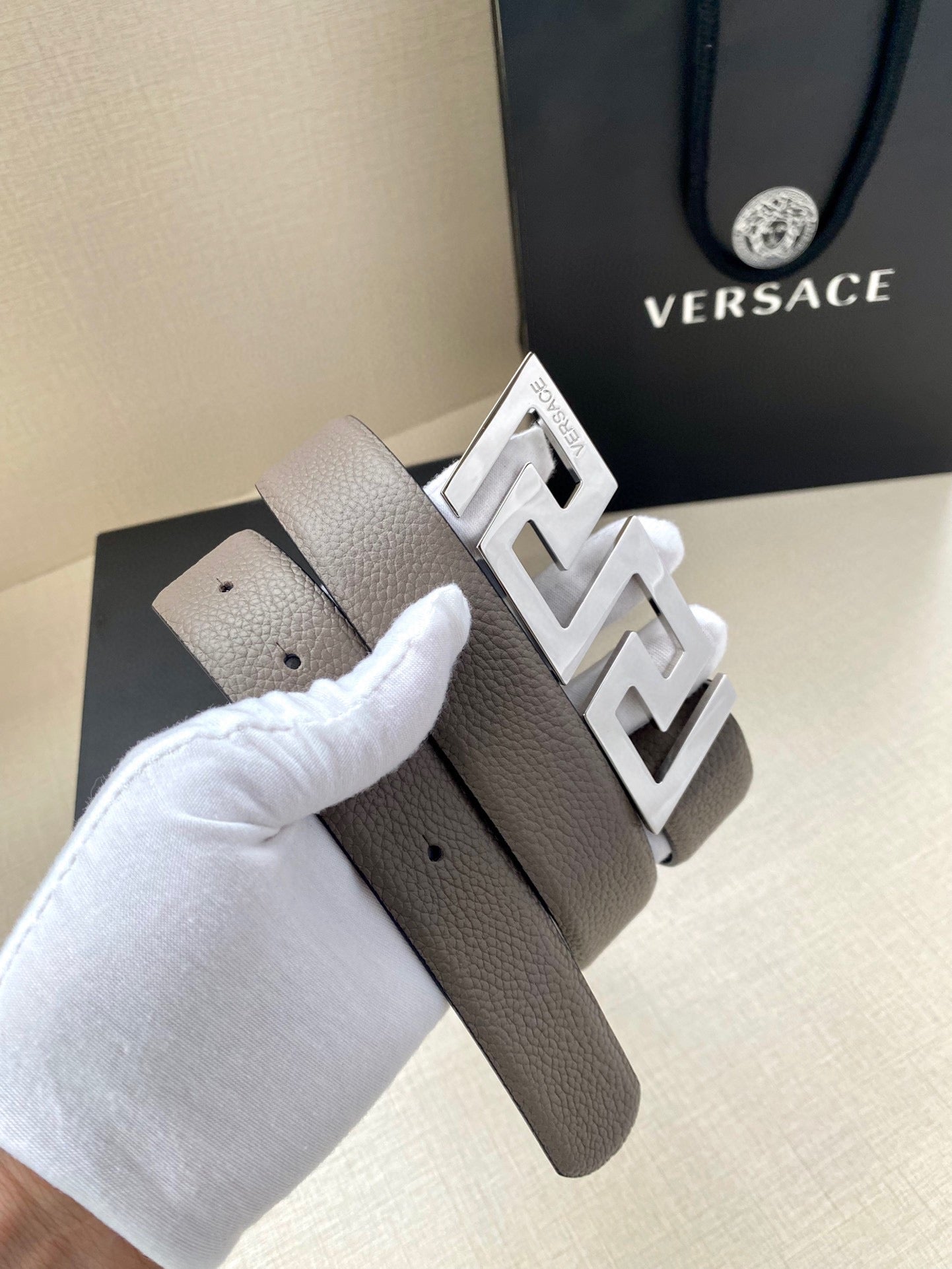 P1W15V166 Popular   High quality belt With full package