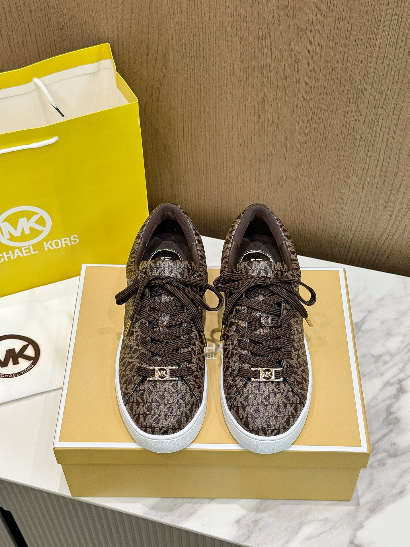 Z2Z85A48 Popular high-quality shoes