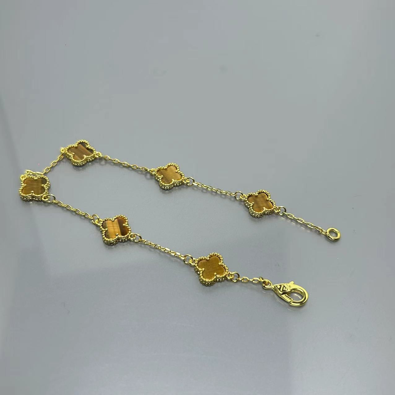 X5X94VA183K  Popular bracelets 6 flowers mini size 0.9cm flower
