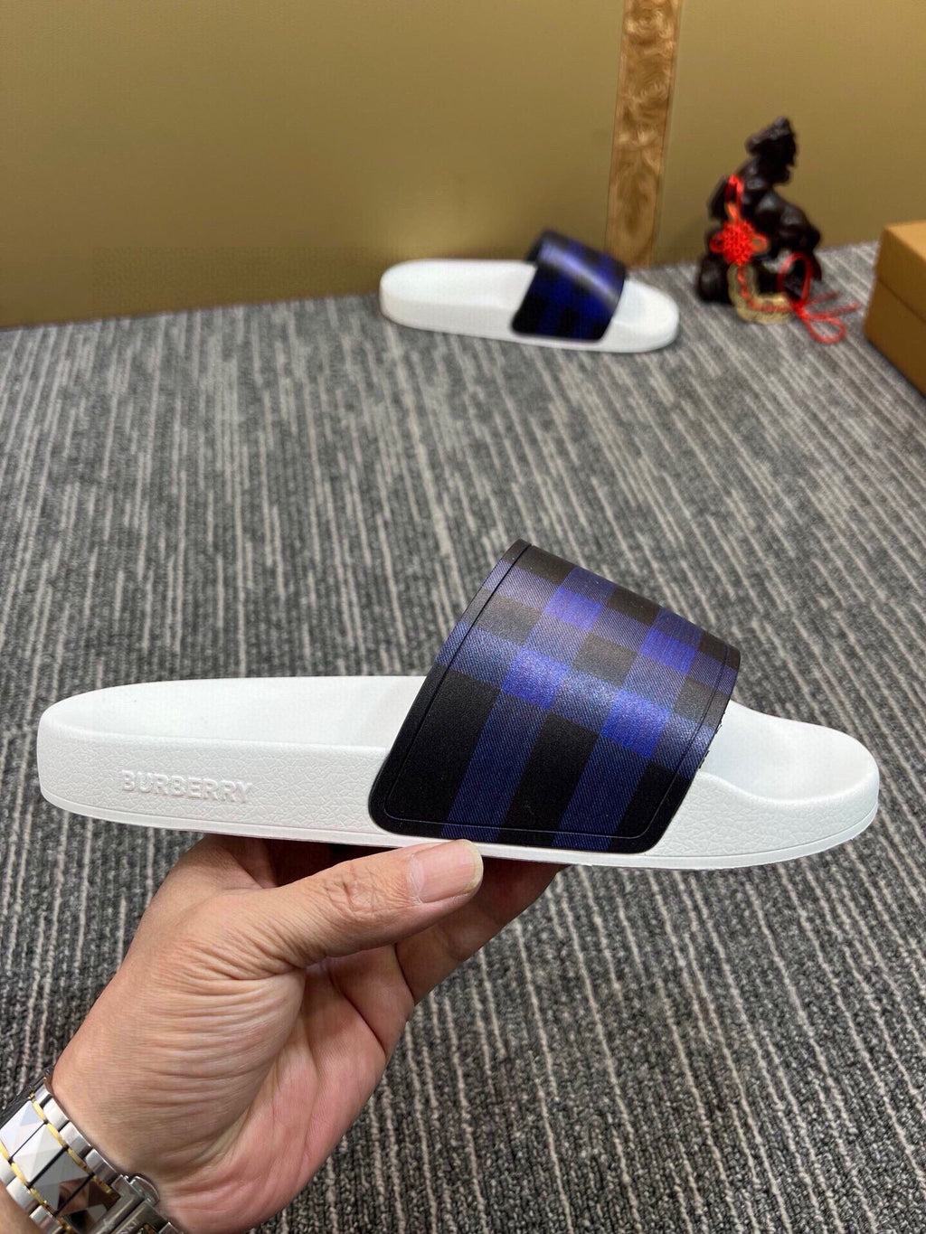 Z5Z35R262 Popular Slippers
