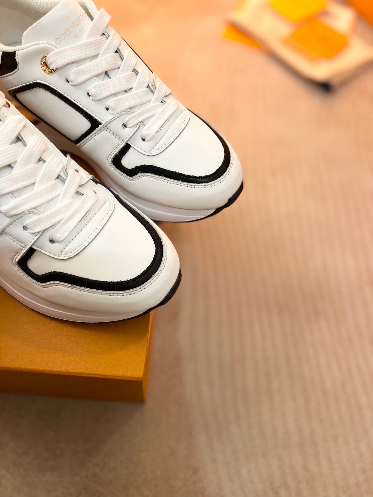 Z2P36E60 Popular high-quality leather Shoes