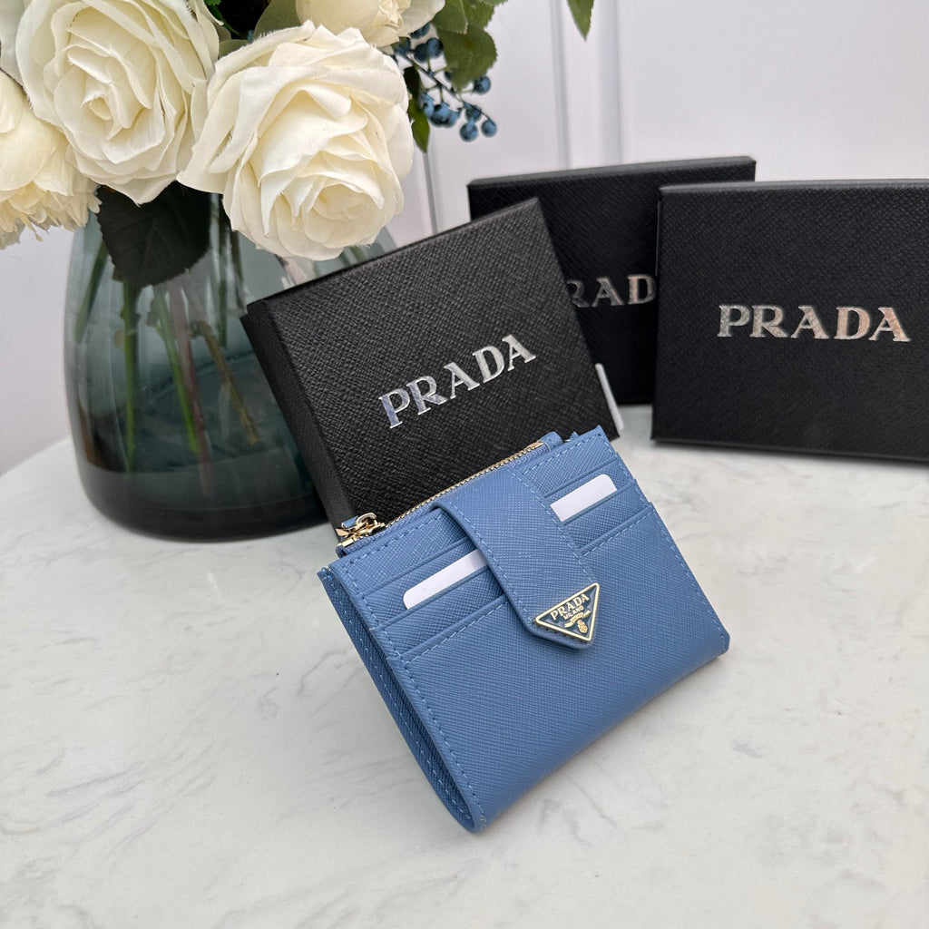 B1P36P1 Popular card holder