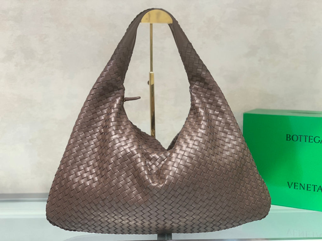 B1W35A116 Popular leather bag