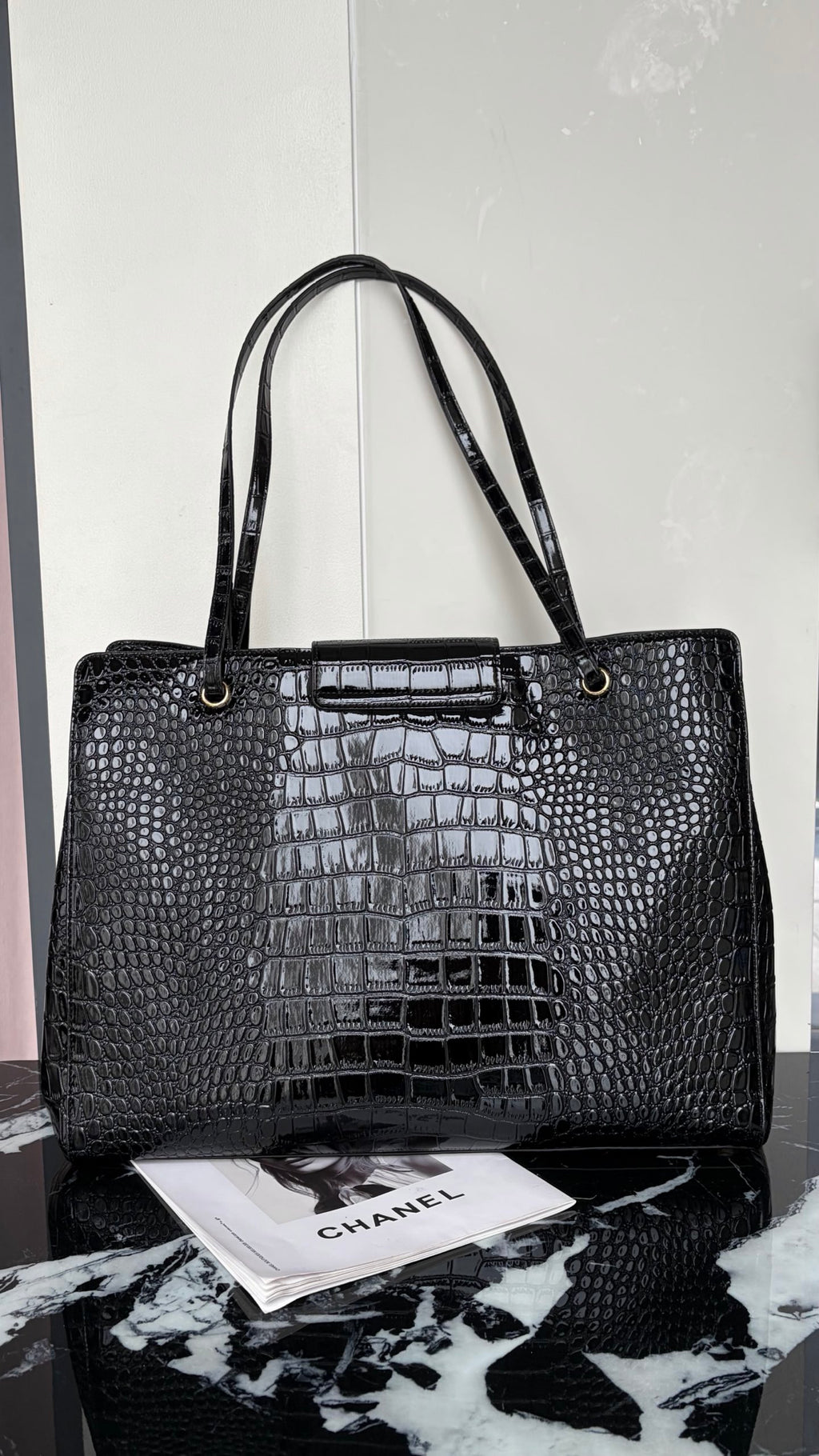 B1R76C25 Popular leather bag