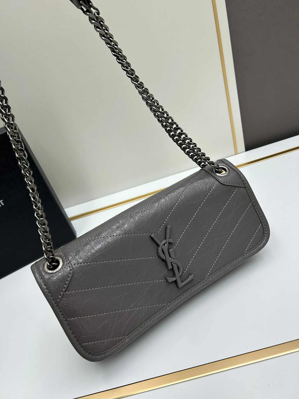 B1X64B460 Popular  leather bag