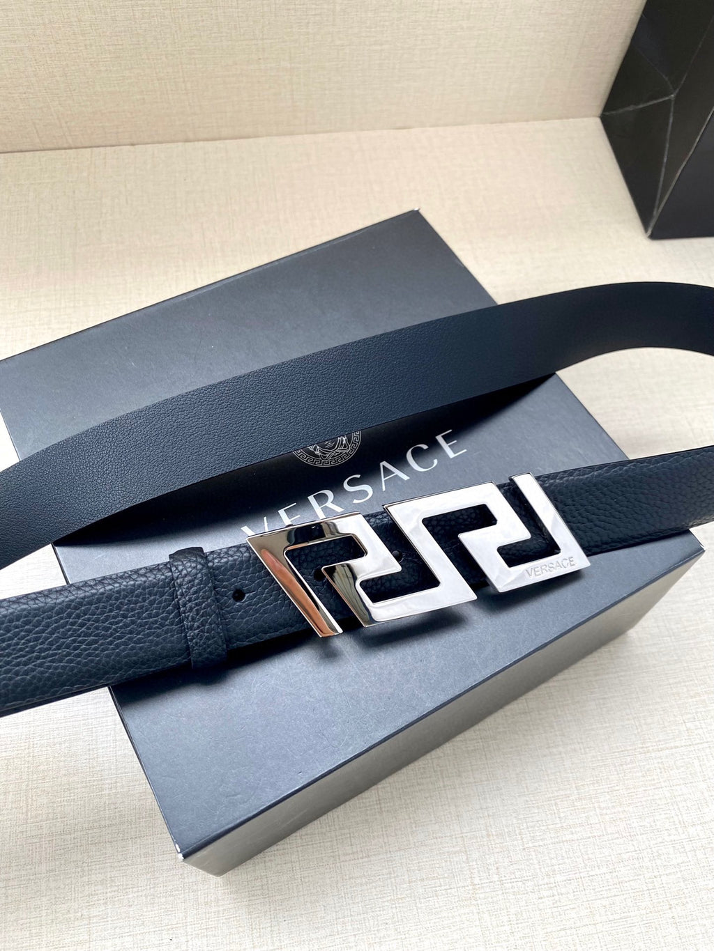 P1W15V166 Popular   High quality belt With full package