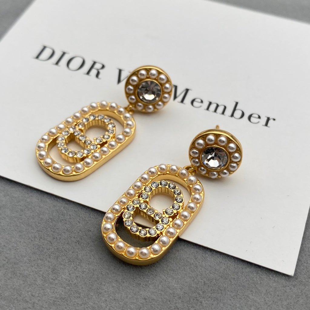 X1N83C208E Popular    Earrings