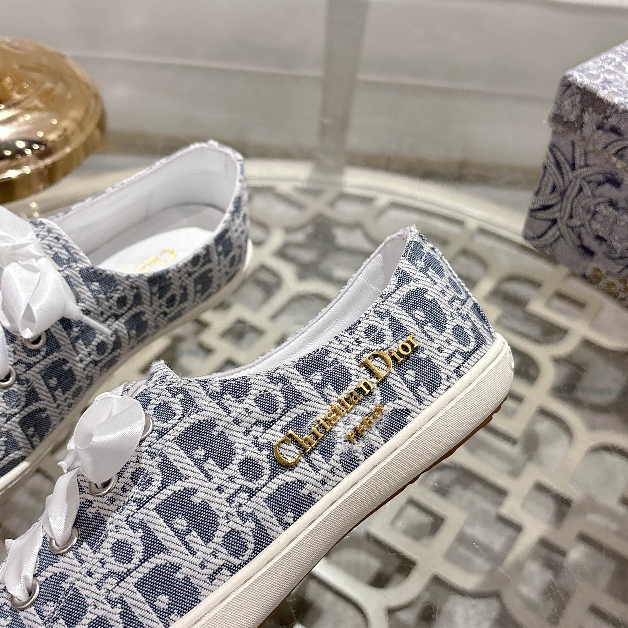 Z2Z85D59 Popular high-quality shoes