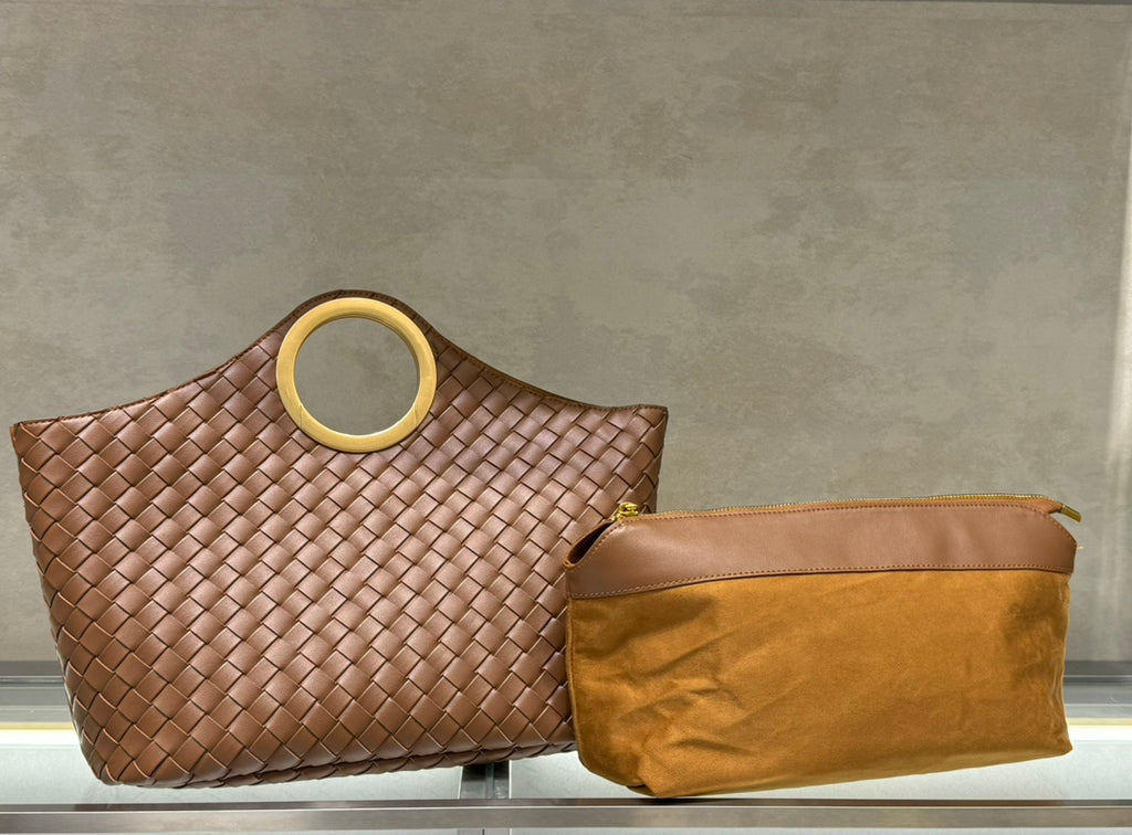B1X104A70 Popular   High quality leather bag
