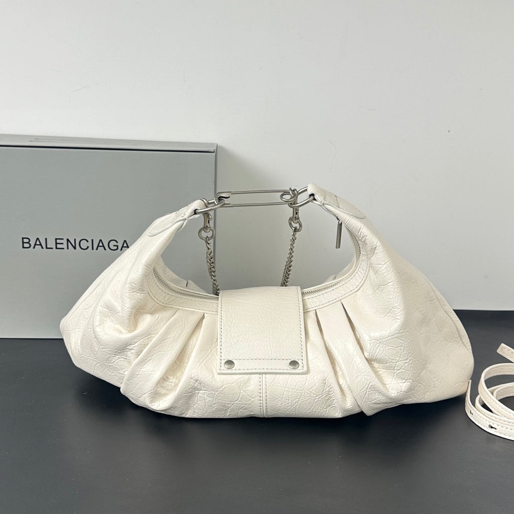 B1P36J119 Popular leather bag