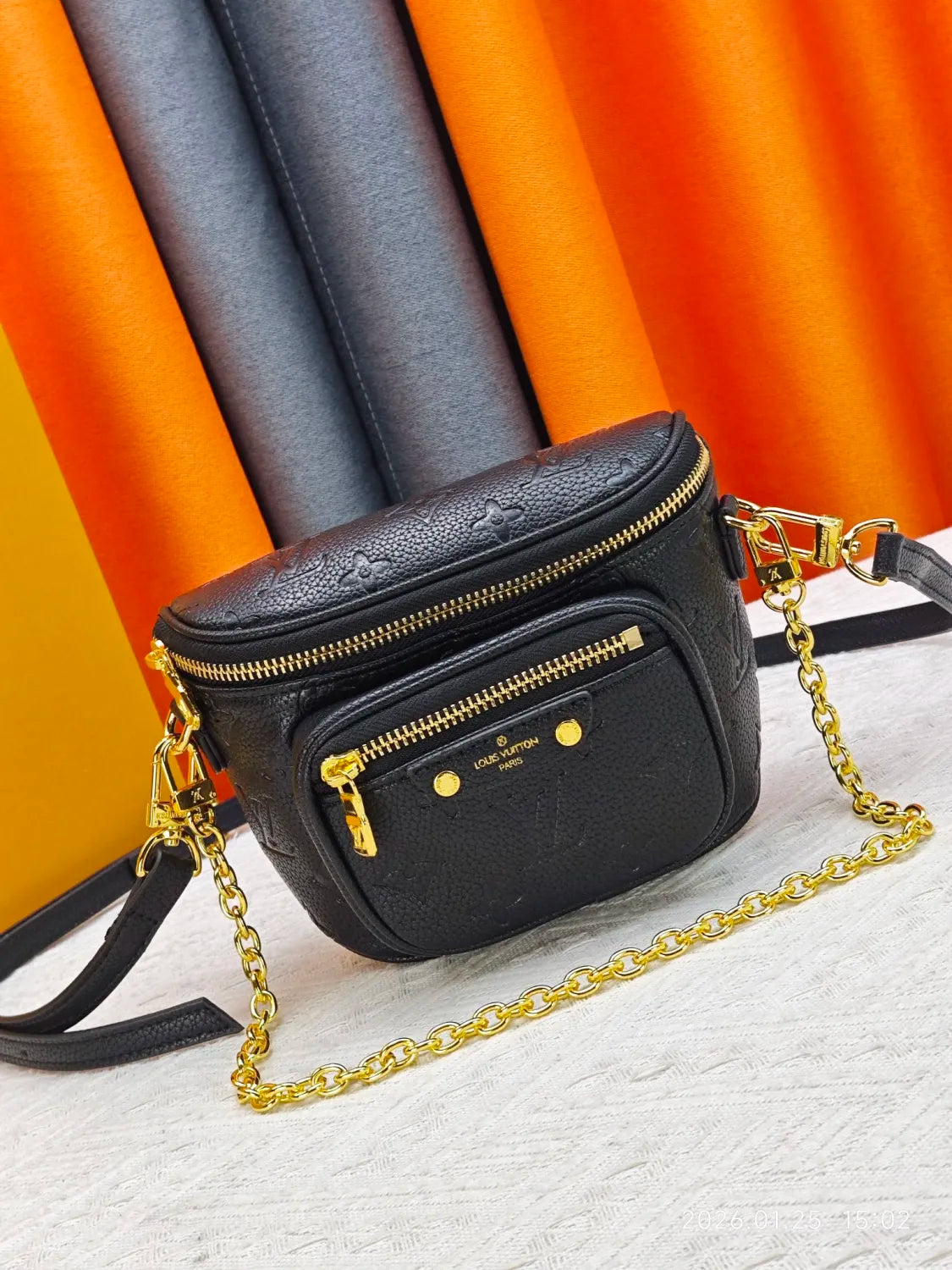 B1P46E75 Popular leather bag