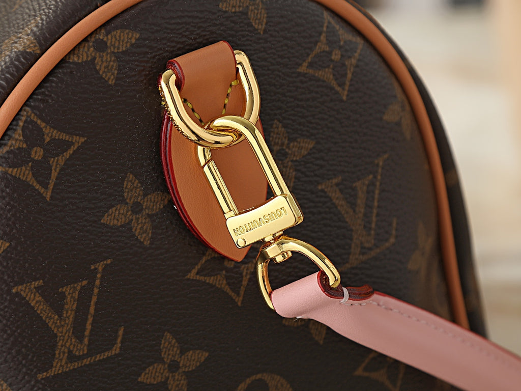 B1P36E23 Popular leather bag