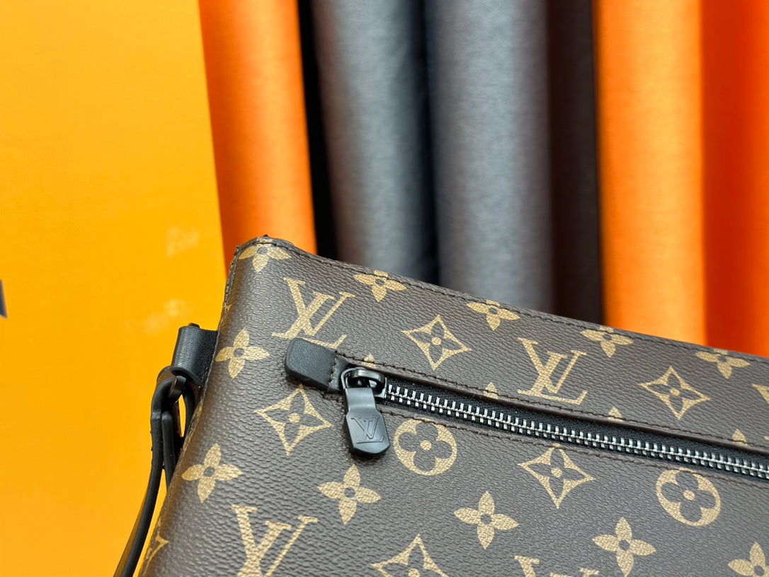 B1X44E398 Popular   leather bag