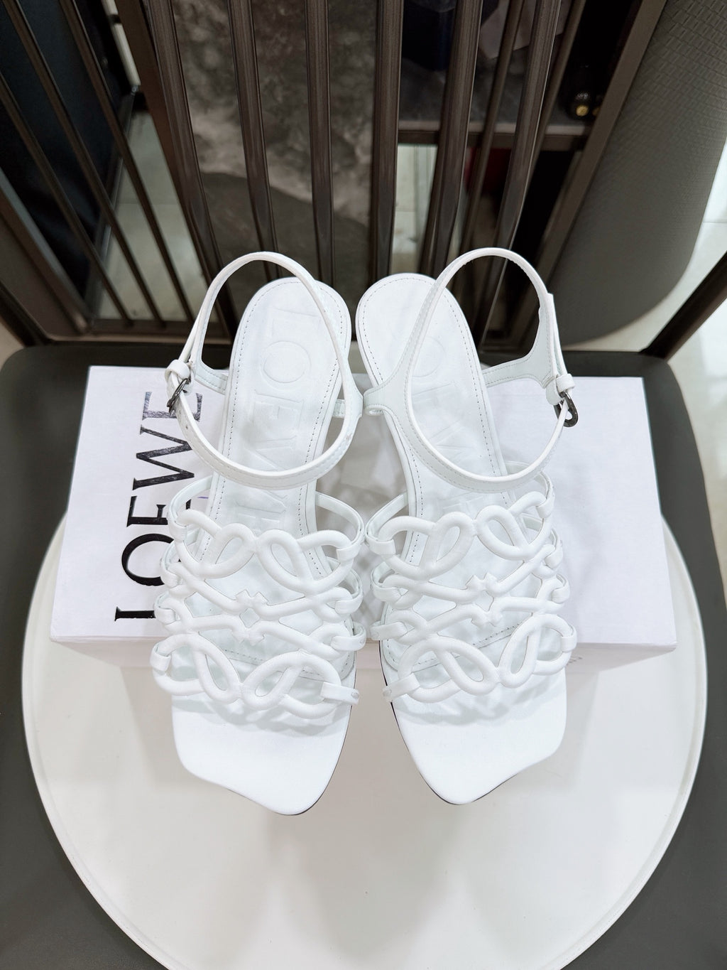 Z2R76A12 Popular high-quality  leather shoes