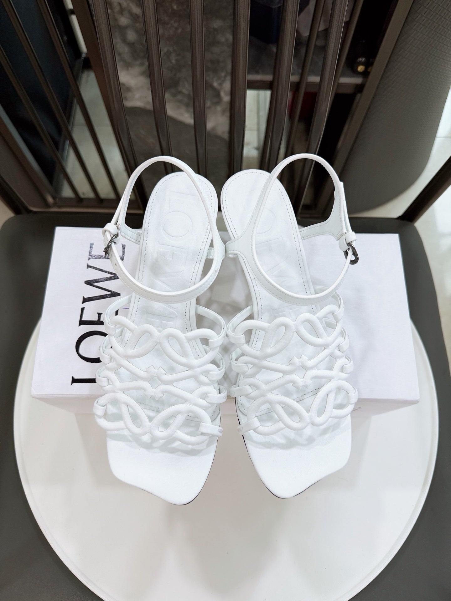 Z2R76A12 Popular high-quality  leather shoes