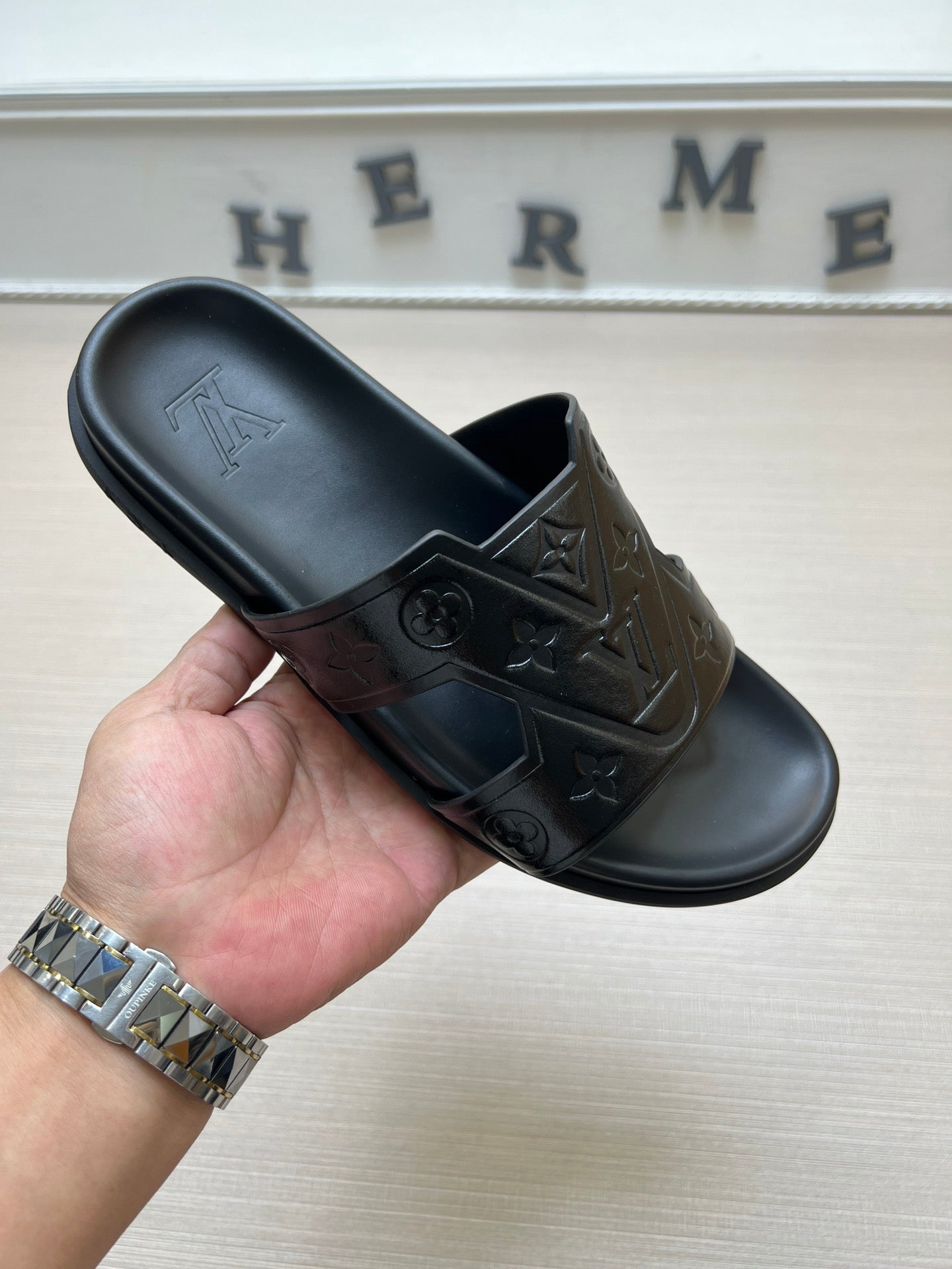 Z5ZE67 Popular slippers
