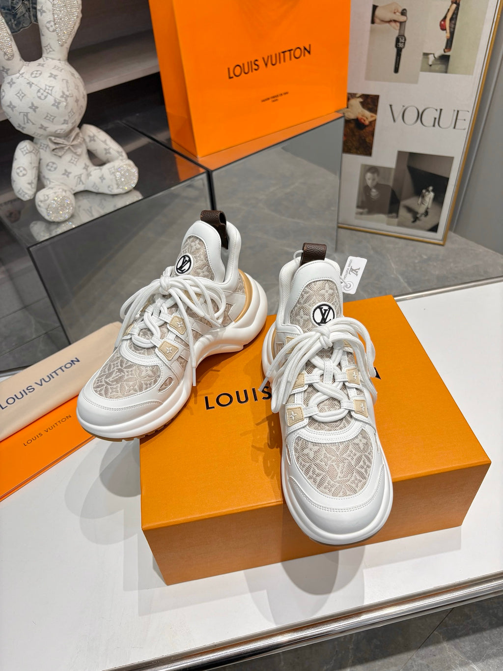Z2Q105E440  Popular high-quality Shoes