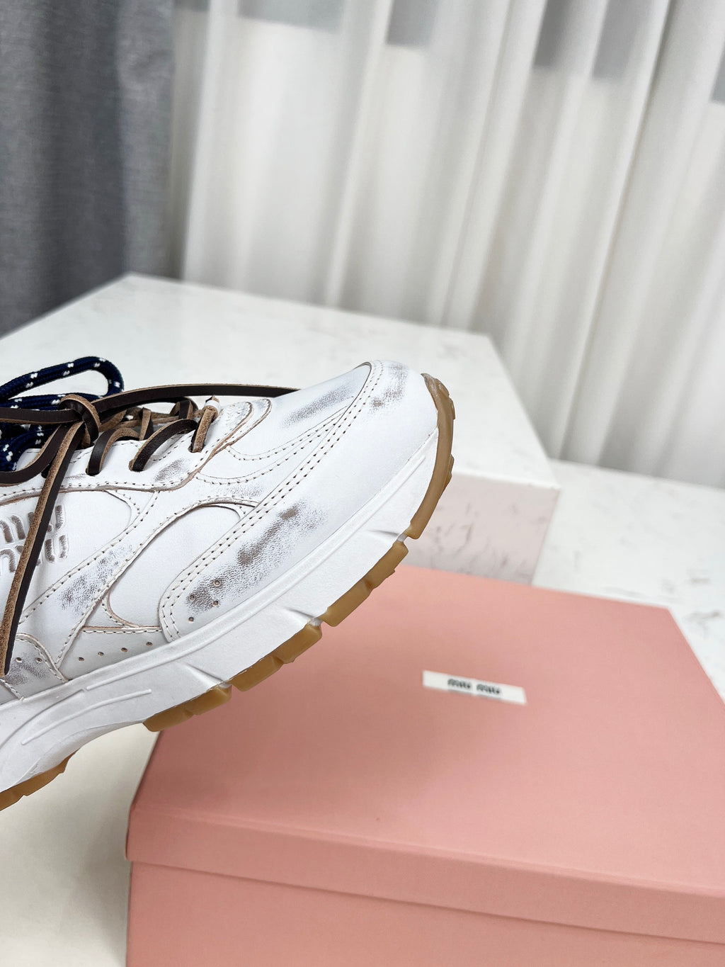 Z2Z85A47  Popular high quality shoes