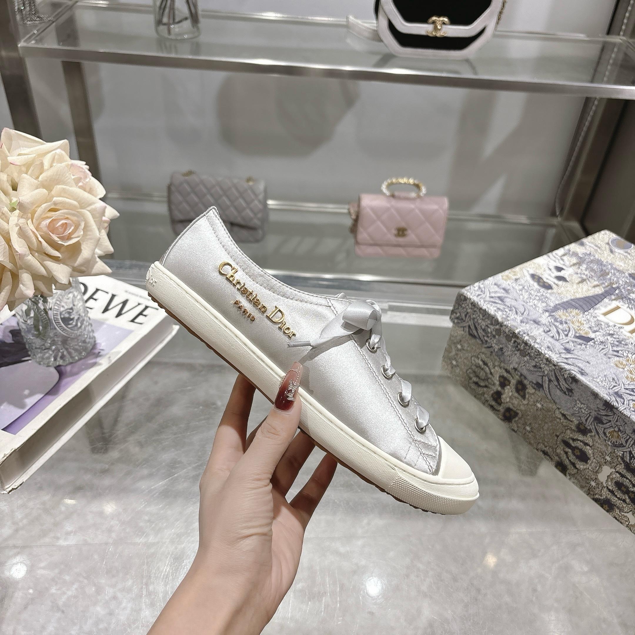 Z2Z85D60 Popular high-quality shoes